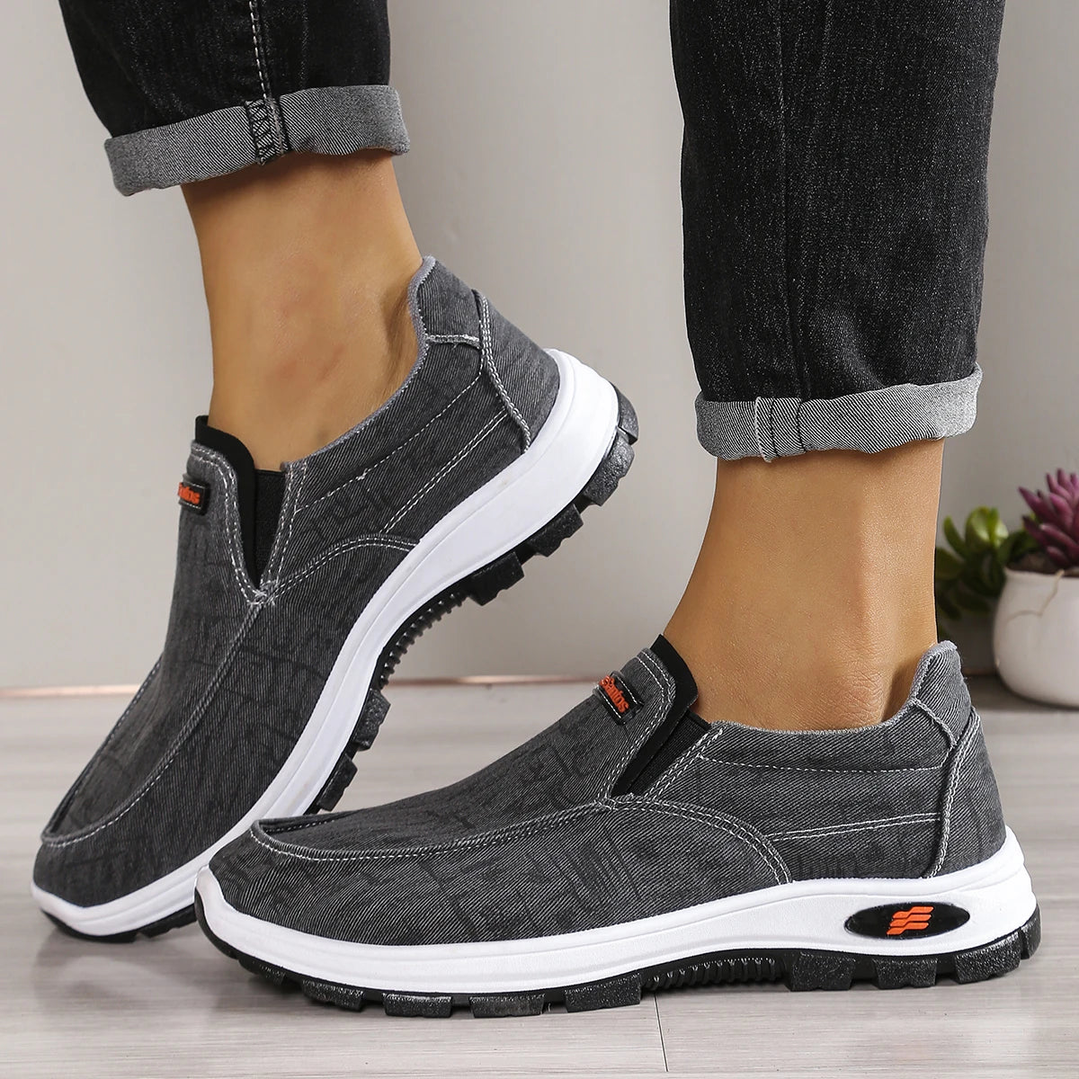 Man shoes Fabric Insole for Sports and Daily Wear, Plus Size,  casual sneakers designer shoes Canvas Loafers