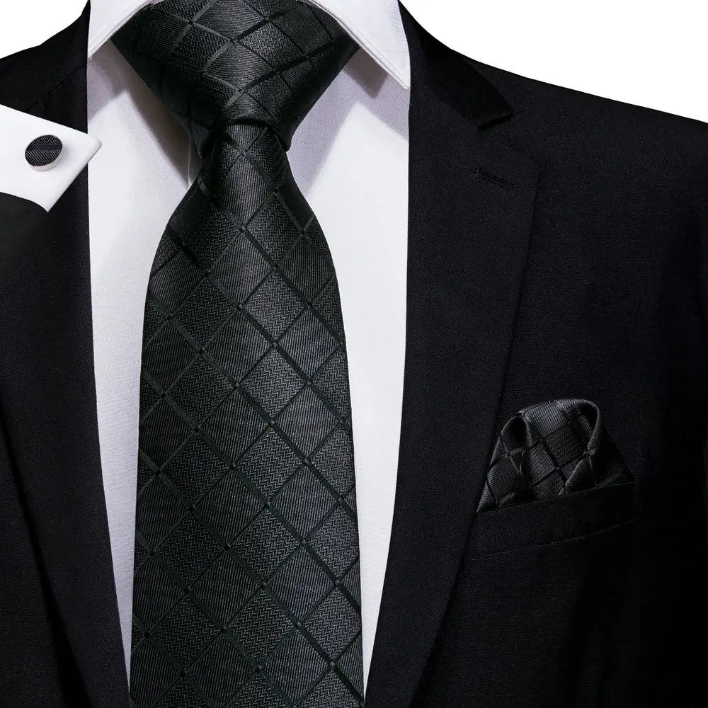 8.5cm Black Solid Striped Paisley 100% Silk Men's Business Tie Neck Tie for Men Fashion Luxury Wedding Necktie Gravatas
